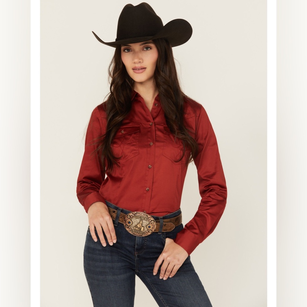 Shyanne Women’s Solid Long Sleeve Button Down Stretch Riding Shirt Size Large